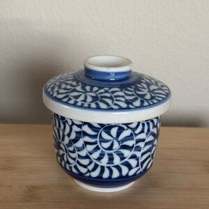 Tako Karakusa Chawanmushi Set - Japanese Blue and White Ceramic Cup with Lid